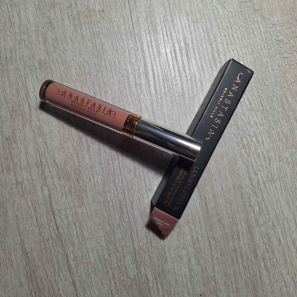 Anastasia Beverly Hills Liquid Lipstick In 'Pure Hollywood.'